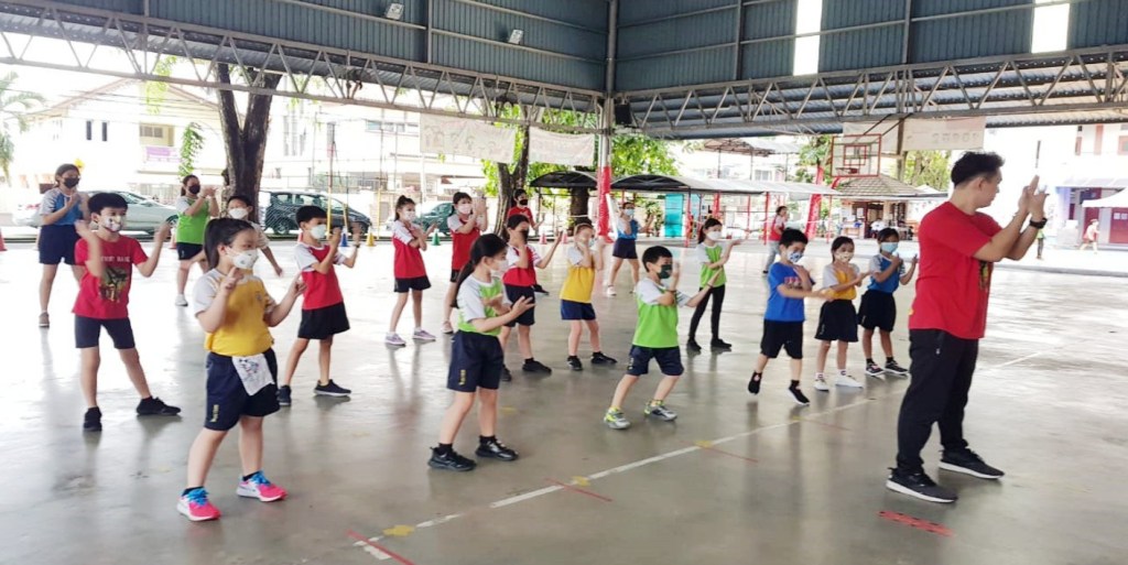 励志华小开课啦！